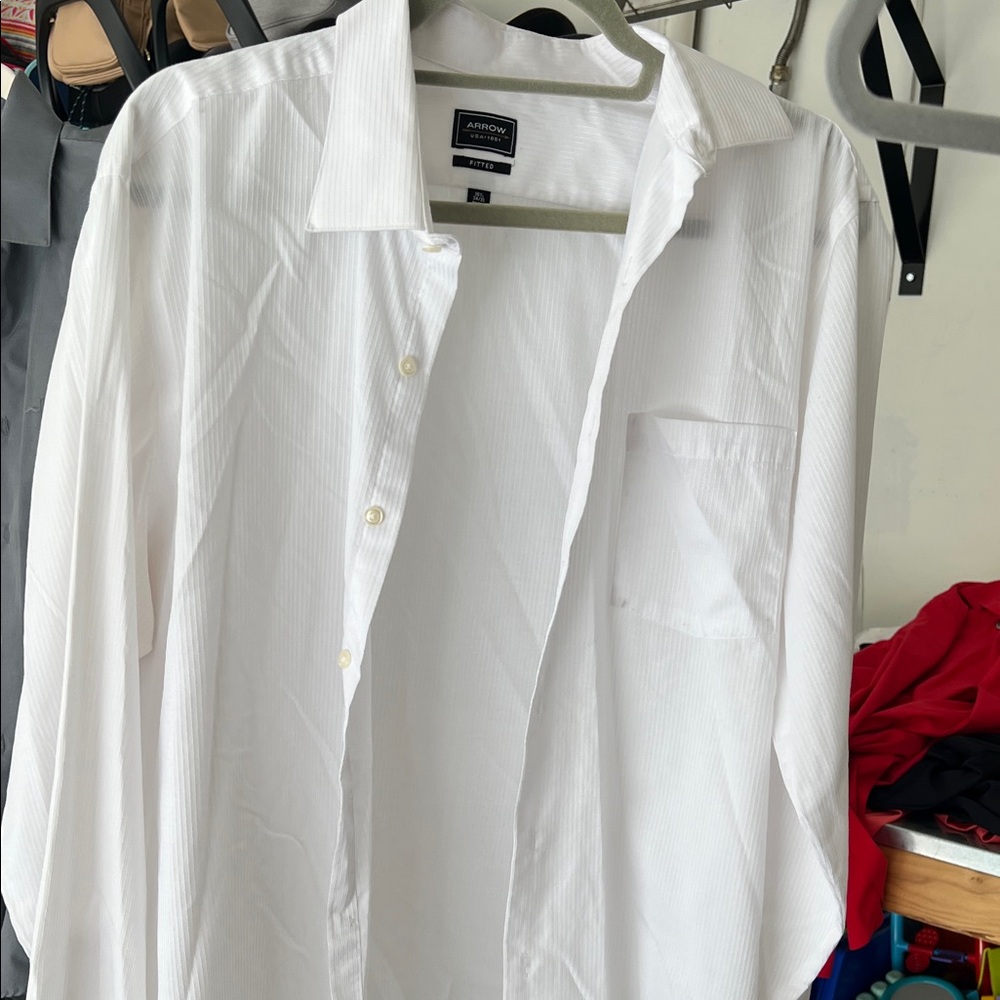 Arrow Men's Classic White Dress Shirt